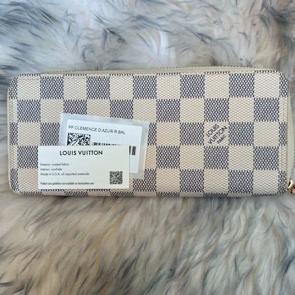 Louis Vuitton clemence wallet - Picture 10 of 13